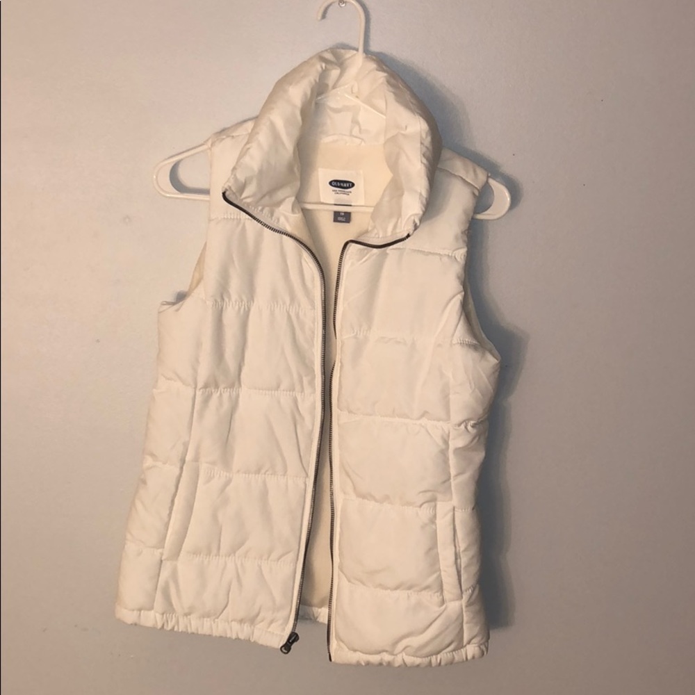White vest